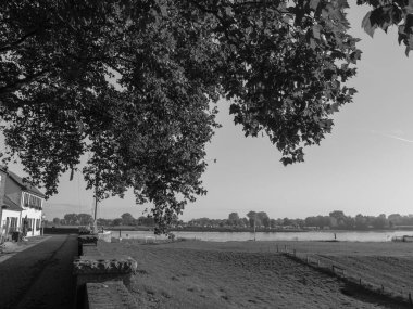 Almanya, Emmerich yakınlarındaki Ren Nehri 'nde.