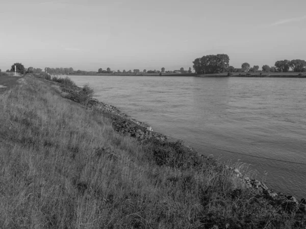 Реке Рейн Близ Эммериха Германии — стоковое фото
