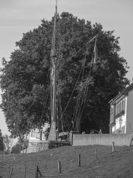 Almanya Emmerich Yakınlarındaki Ren Nehri Nde — Stok fotoğraf