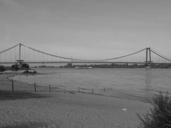 Bij Rhine Rivier Bij Emmerich Duitsland — Stockfoto