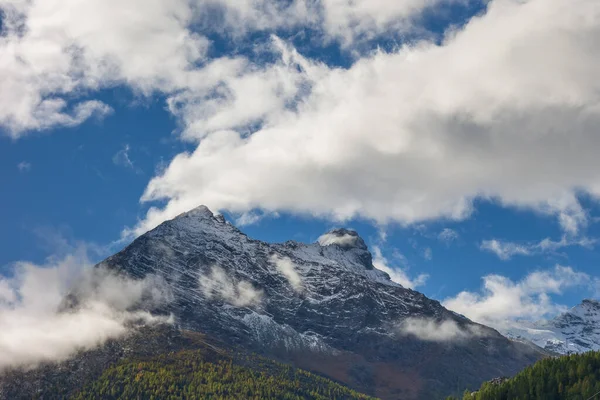 Senderismo Los Alpes Suizos — Foto de Stock