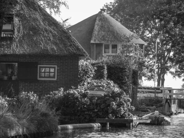 Het Kleine Dorpje Giethoorn Nederland — Stockfoto