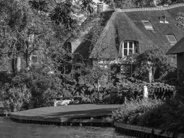 Das Kleine Dorf Giethoorn Den Niederlanden — Stockfoto