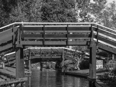 Hollanda 'daki Giethoorn' un küçük bir köyü.