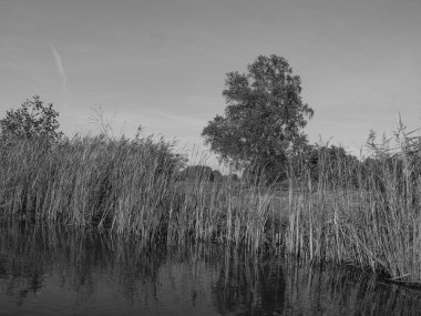 Hollanda 'daki Giethoorn' un küçük bir köyü.