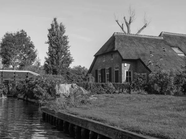 Mała Wioska Giethoorn Holandii — Zdjęcie stockowe