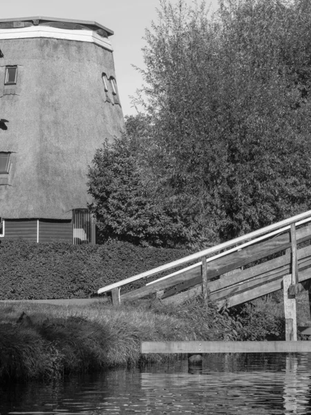 Malá Vesnice Giethoorn Nizozemsku — Stock fotografie