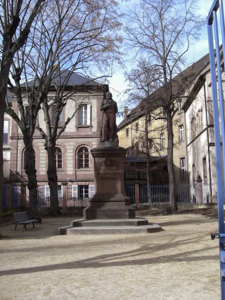 Colmar Frankreich März 2019 Skulptur Auf Einem Kleinen Platz Stadtzentrum — Stockfoto