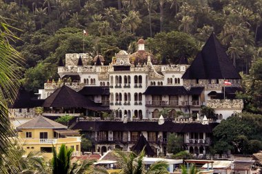 Hotel Tropicana, Filipinler 'in Sabang plajında 28 Ekim 2010' da.