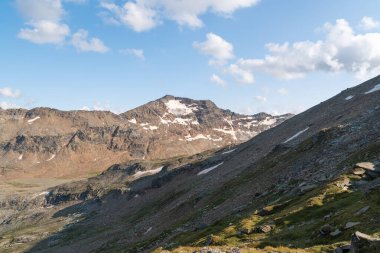 Vals, İsviçre, 21 Ağustos 2021 Fanellhorn 'a giden Alpler' e bakın.