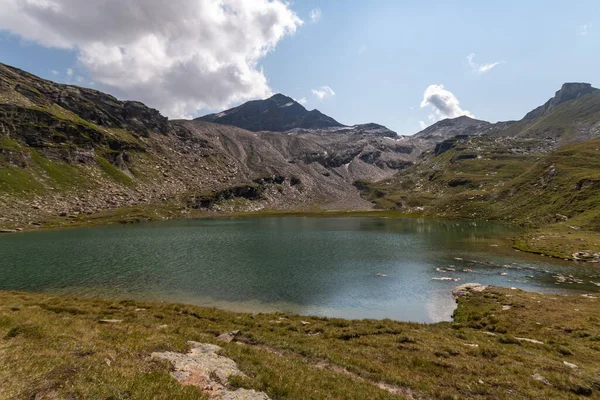 Vals Svizzera Agosto 2021 Cima Del Monte Fanellhorn Dietro Piccolo — Foto Stock