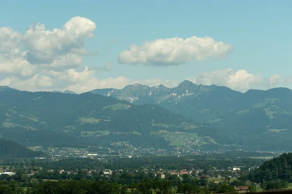 Oberriet Switzerland Június 2021 Tekintse Meg Alpok Cumulus Felhők Égen — Stock Fotó