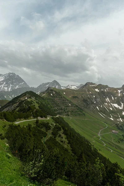 2021年6月20日 列支敦士登萨雷斯 在阴天的高山全景 — 图库照片