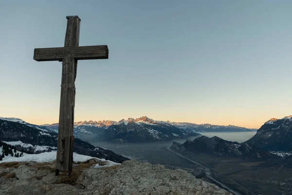 Landquart Switzerland December 2021 Holy Cross Top Mount Pizalun Late — Stock Photo, Image