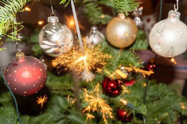 Liechtenstein December 2021 Christmas Sparkling Light Burning Christmas Tree — Stockfoto