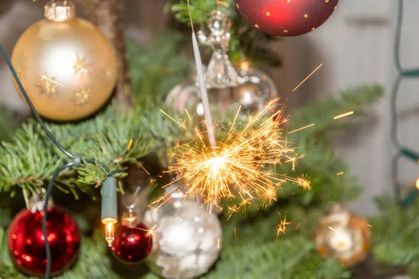 Liechtenstein December 2021 Christmas Sparkling Light Burning Christmas Tree — Fotografia de Stock