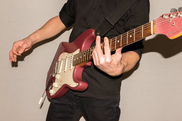 Vaduz Liechtenstein January 2022 Musician Plays Fender Stratocaster Usa Crafted — Stock Photo, Image