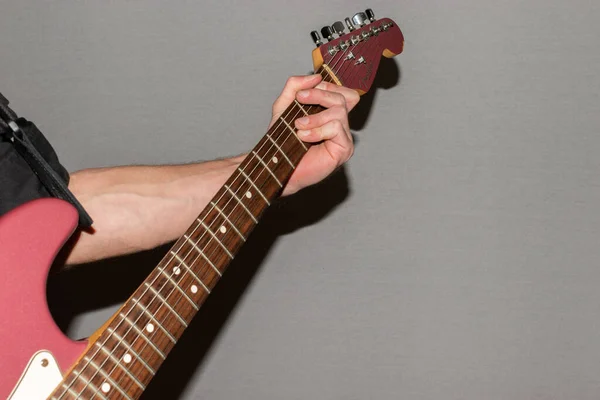 Vaduz Liechtenstein Január 2022 Zenész Játszik Fender Stratocaster Usa Által — Stock Fotó
