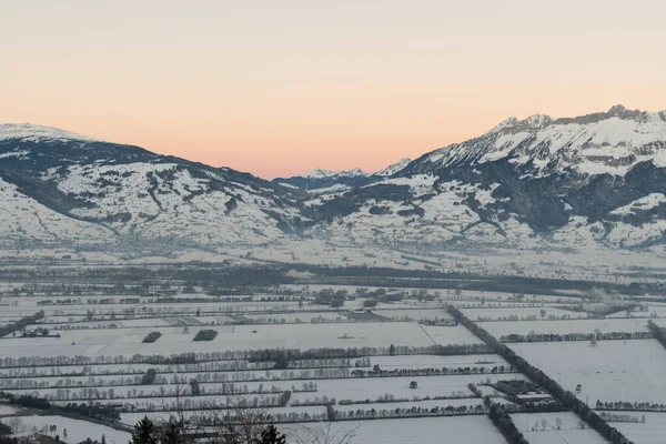 Planken Lihtenştayn Ocak 2022 Sviçre Dağı Manzarası Kışın Erken Saatlerinde — Stok fotoğraf