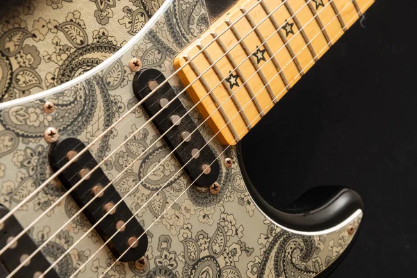 2022年1月12日 列支敦士登瓦杜兹 Fender Stratocaster Richie Sambora Richie Sambora 签名电吉他的产品拍摄 — 图库照片