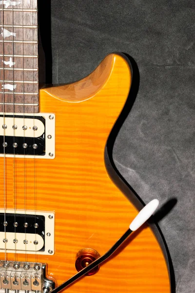 Vaduz Liechtenstein Enero 2022 Prs Guitarra Eléctrica Santana Color Amarillo —  Fotos de Stock