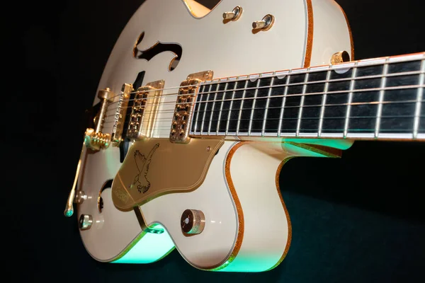 Vaduz Liechtenstein Janeiro 2022 Gretsch White Falcon Corpo Oco Guitarra — Fotografia de Stock