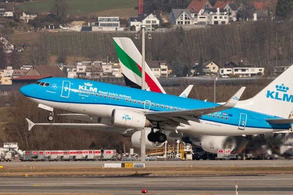 Zürich Svájc 2022 Február Klm Boeing 737 7K2 Repülőgép Felszáll — Stock Fotó