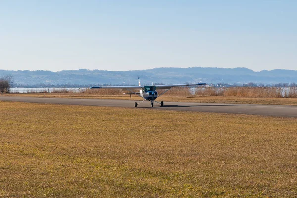 Wangen Lachen Suíça Fevereiro 2022 Avião Hélice Cessna F152 Está — Fotografia de Stock