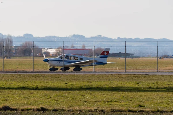 Saint Gallen Altenrhein Zwitserland Februari 2022 Piper Pa28 181 Schroefvliegtuig — Stockfoto