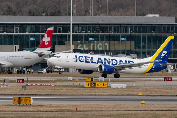 Zürich Schweiz Februari 2022 Islandair Boeing 737 Max Flygplan Lyfter — Stockfoto