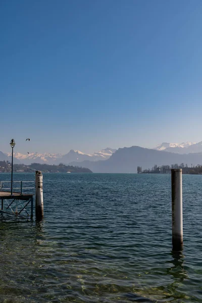 Lucerna Szwajcaria Marca 2022 Wspaniały Widok Jezioro Lucerna Pogodny Dzień — Zdjęcie stockowe