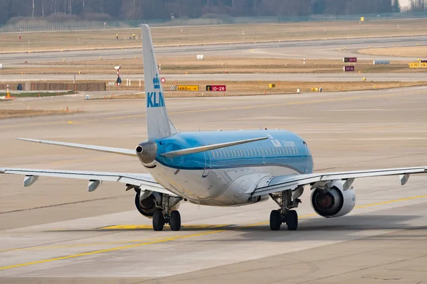 Zürich Svájc 2022 Március Klm Royal Dutch Airlines Embraer Erj — Stock Fotó