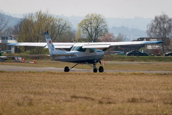 Wangen Lachen Szwajcaria Marca 2022 Cessna 152 Mały Śmigłowiec Zbliża — Zdjęcie stockowe