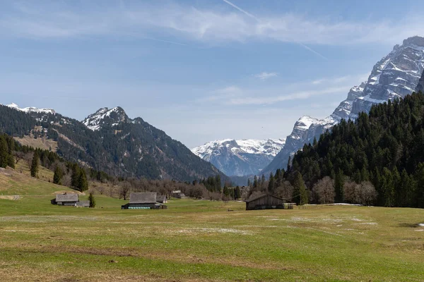 Kloental Glarus Zwitserland April 2022 Ongelooflijk Bergpanoramisch Uitzicht Een Zonnige — Stockfoto