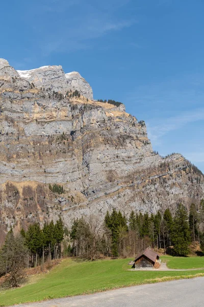 Glarus Schweiz April 2022 Traumhaftes Bergpanorama Einem Sonnigen Frühlingstag — Stockfoto
