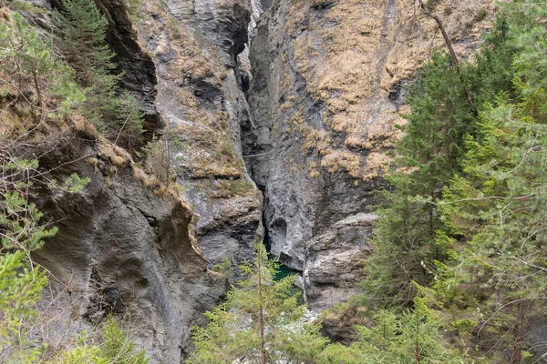Zillis Grison Switzerland April 2022 Popularny Kanion Viamala Zbudowany Nad — Zdjęcie stockowe