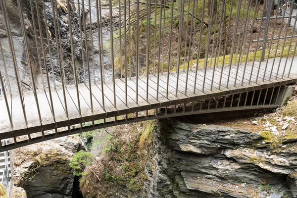Zillis Grison Suíça Abril 2022 Pequenas Pontes Pedestres Sobre Popular — Fotografia de Stock
