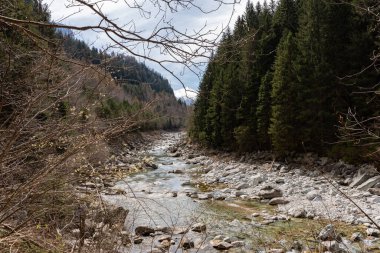 Rania, Grison, İsviçre, 12 Nisan 2022 Alplerdeki Ren Nehri 'nin başlangıcında