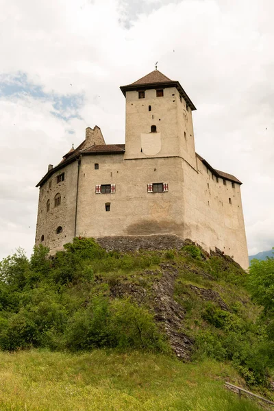 Balzers Liechtenstein June 2022 Historic Old Gutenberg Castle Cloudy Day —  Fotos de Stock
