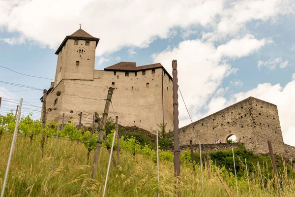 Balzers Liechtenstein June 2022 Historic Old Gutenberg Castle Cloudy Day — Photo
