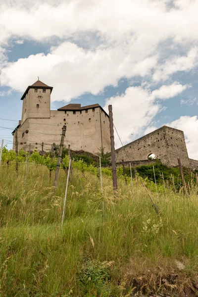 Balzers Liechtenstein June 2022 Historic Old Gutenberg Castle Cloudy Day — Stockfoto