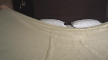 Otel temizliği görüntüleri, temizlikçilerin temizlik odası.