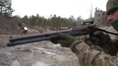 Kyiv, Ukrayna, 21 Şubat 2022. Ukrayna: Ukrayna Yedek Birlikleri Kampı. Rus işgali durumunda eğitim.