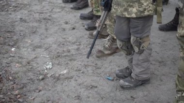 Ukrayna: Ukrayna Yedek Birlikleri Kampı. Rus istilası ihtimaline karşı eğitim. Kyiv, Ukrayna, 12 Mart 2022