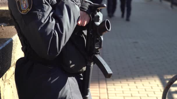 Kiev Voorbereiden Verdediging Tegen Russische Troepen Die Oekraïne Binnenvallen — Stockvideo