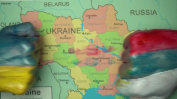 Σύμβολο Της Εισβολής Της Ρωσίας Στην Ουκρανία — Αρχείο Βίντεο