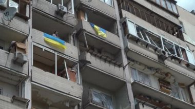 Rus ordusunun Kyiv 'e yaptığı roket saldırılarından sonra imha