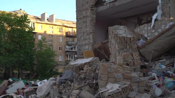 Разрушение После Ракетных Обстрелов Киева Российской Армией — стоковое видео
