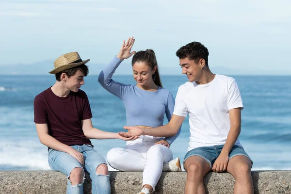 Group Happy Teenagers Putting Hands Together Teamwork Togetherness Concept — Stock Photo, Image