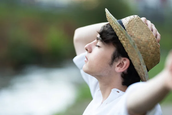 Portrait Teenager Boy Wearing Straw Hat Breathing Deep Nature — ストック写真